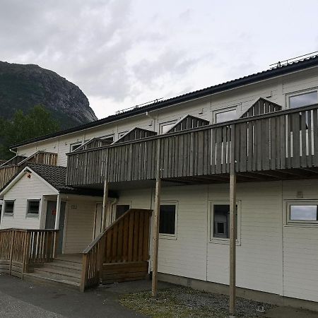 Kinsarvik Hostel Exterior foto